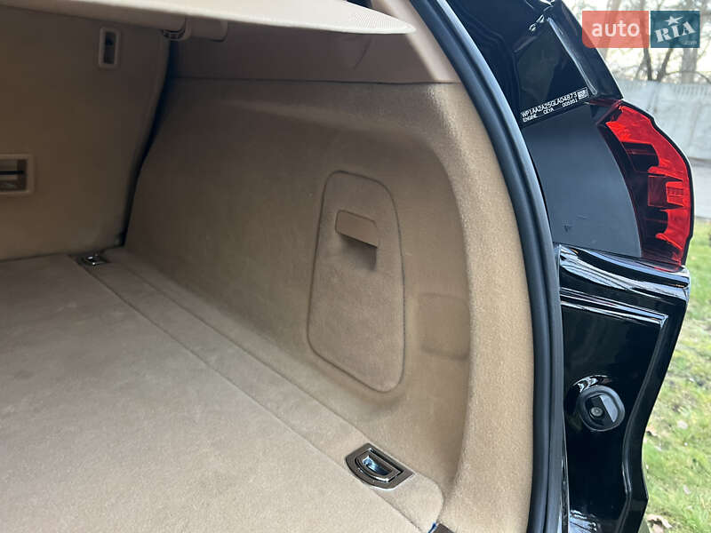 Внедорожник / Кроссовер Porsche Cayenne 2015 в Киеве фото 122 Внедорожник / Кроссовер Porsche Cayenne 2015 в Киеве