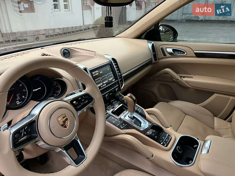 Внедорожник / Кроссовер Porsche Cayenne 2015 в Киеве фото 138 Внедорожник / Кроссовер Porsche Cayenne 2015 в Киеве