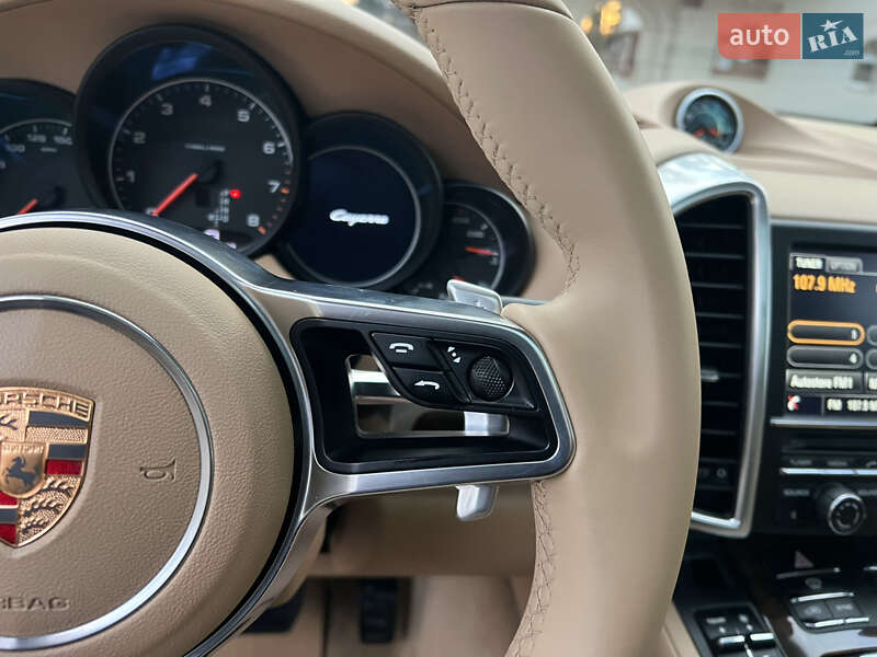 Внедорожник / Кроссовер Porsche Cayenne 2015 в Киеве фото 148 Внедорожник / Кроссовер Porsche Cayenne 2015 в Киеве