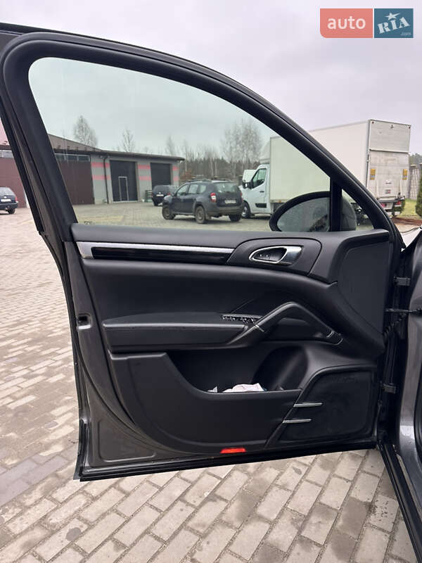 Внедорожник / Кроссовер Porsche Cayenne 2012 в Луцке фото 18 Внедорожник / Кроссовер Porsche Cayenne 2012 в Луцке