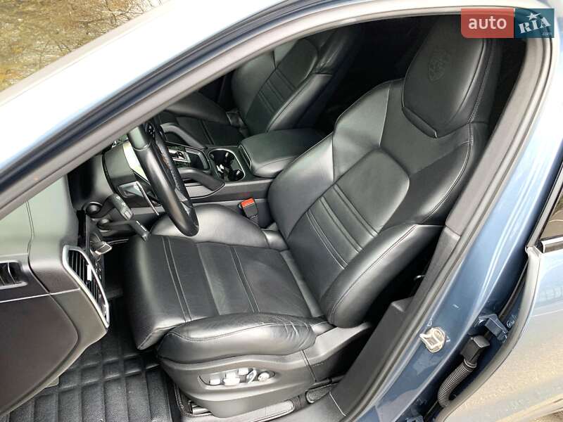 Внедорожник / Кроссовер Porsche Cayenne 2019 в Кривом Роге фото 27 Внедорожник / Кроссовер Porsche Cayenne 2019 в Кривом Роге