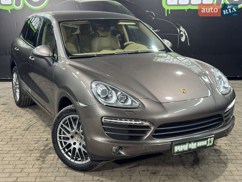 Внедорожник / Кроссовер Porsche Cayenne 2012 в Одессе фото 9 Внедорожник / Кроссовер Porsche Cayenne 2012 в Одессе