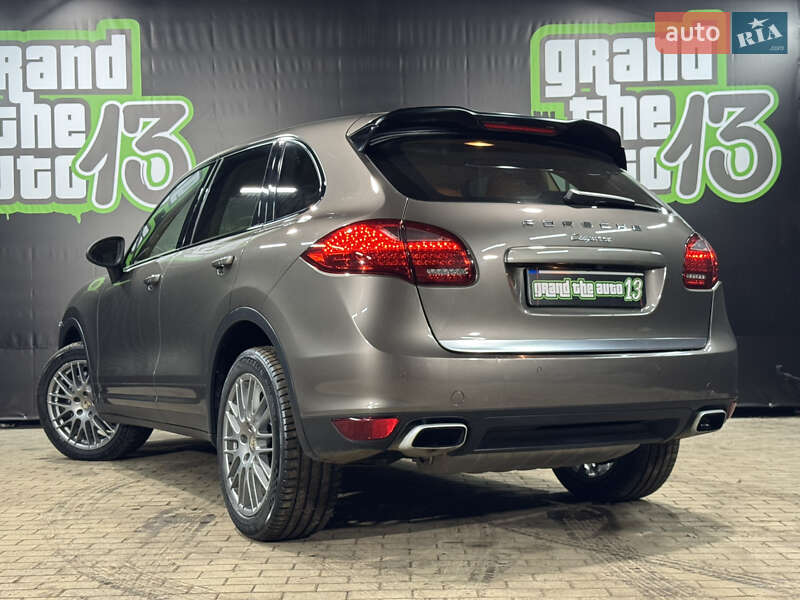 Внедорожник / Кроссовер Porsche Cayenne 2012 в Одессе фото 17 Внедорожник / Кроссовер Porsche Cayenne 2012 в Одессе