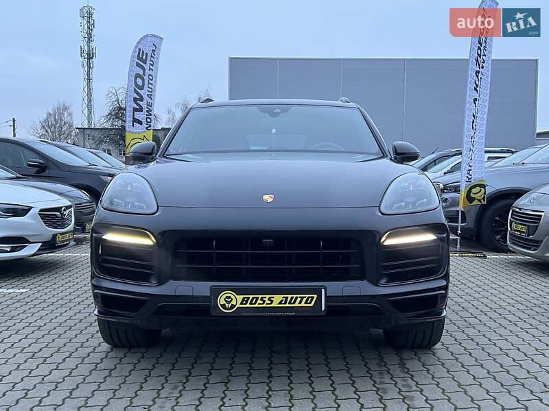 Внедорожник / Кроссовер Porsche Cayenne 2018 в Львове