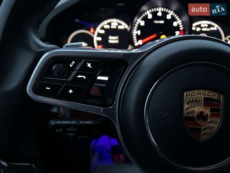 Внедорожник / Кроссовер Porsche Cayenne 2018 в Львове