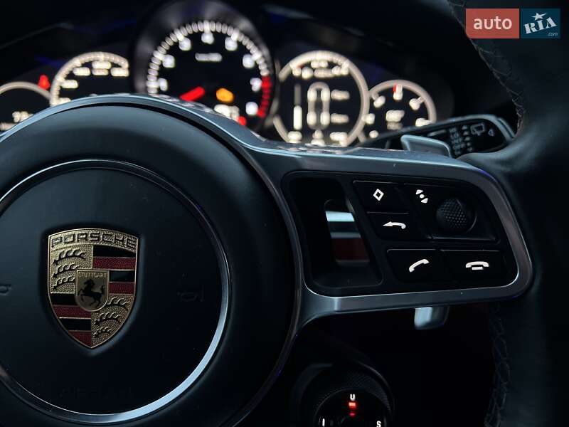 Внедорожник / Кроссовер Porsche Cayenne 2018 в Львове