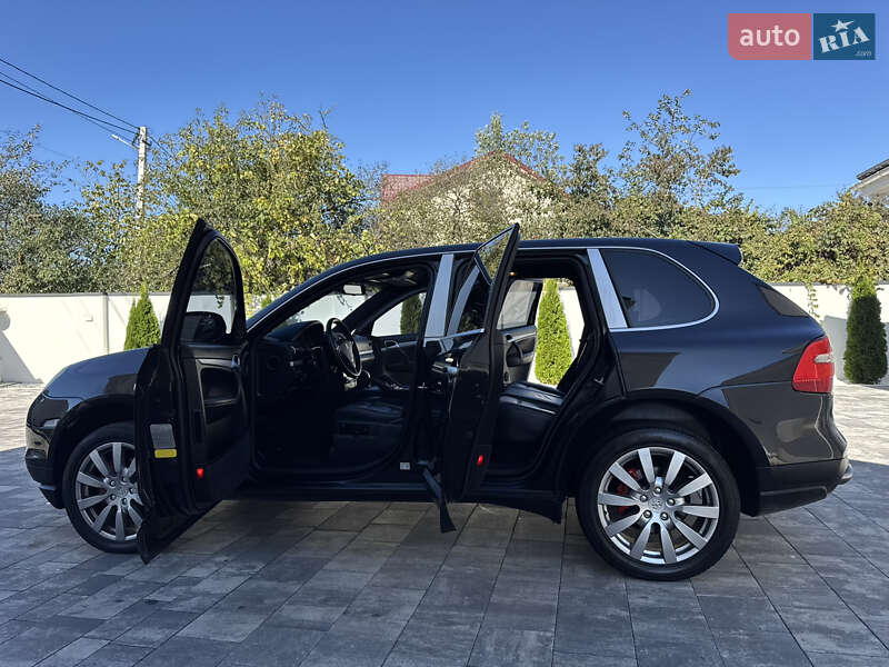 Внедорожник / Кроссовер Porsche Cayenne 2010 в Ивано-Франковске фото 29 Внедорожник / Кроссовер Porsche Cayenne 2010 в Ивано-Франковске