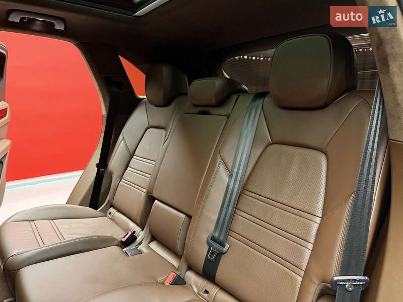Внедорожник / Кроссовер Porsche Cayenne 2019 в Киеве фото 42 Внедорожник / Кроссовер Porsche Cayenne 2019 в Киеве
