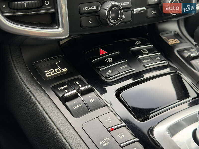 Внедорожник / Кроссовер Porsche Cayenne 2014 в Ковеле