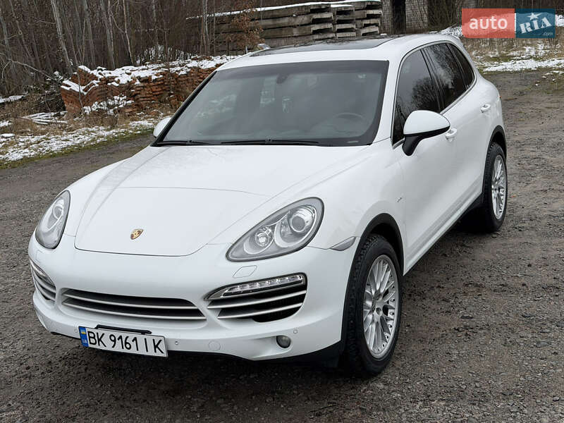 Внедорожник / Кроссовер Porsche Cayenne 2014 в Ковеле