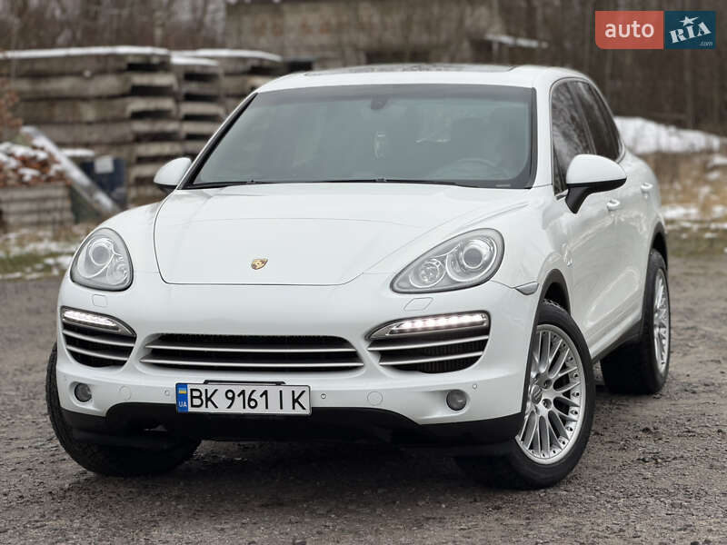 Внедорожник / Кроссовер Porsche Cayenne 2014 в Ковеле