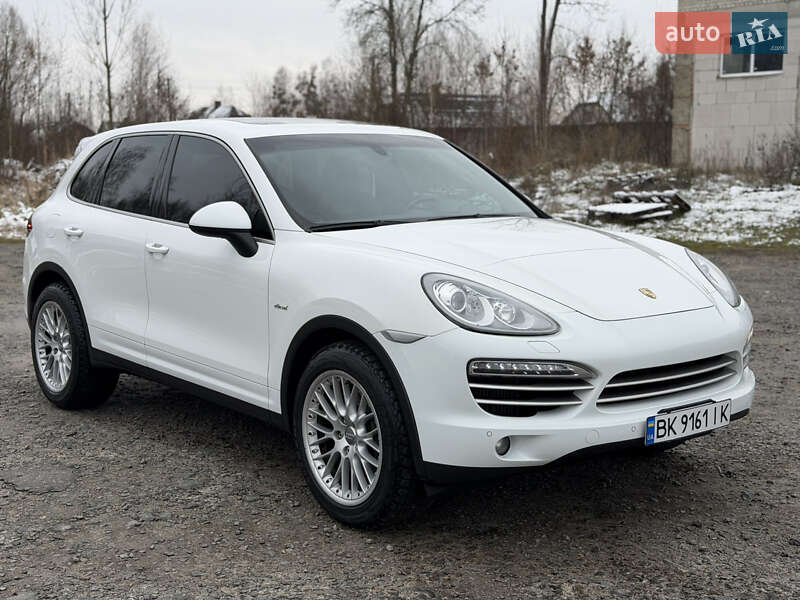 Внедорожник / Кроссовер Porsche Cayenne 2014 в Ковеле