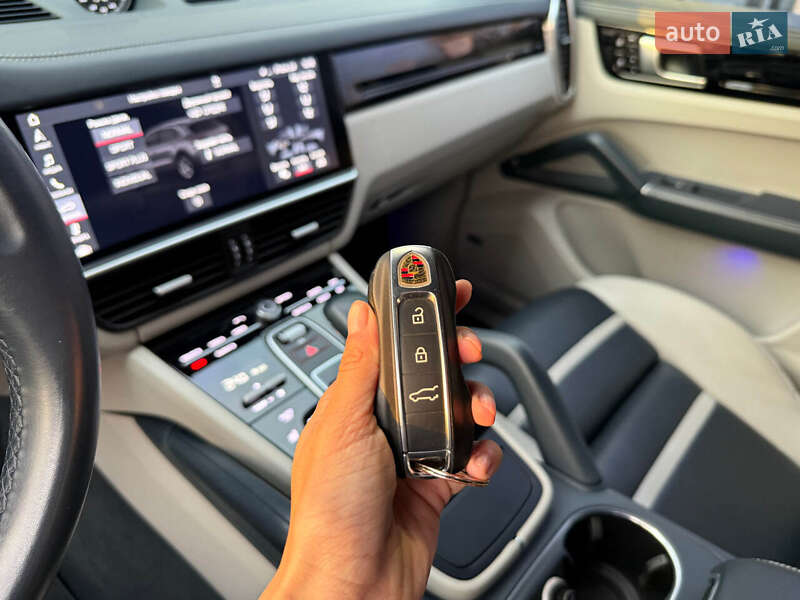 Внедорожник / Кроссовер Porsche Cayenne 2019 в Житомире фото 58 Внедорожник / Кроссовер Porsche Cayenne 2019 в Житомире