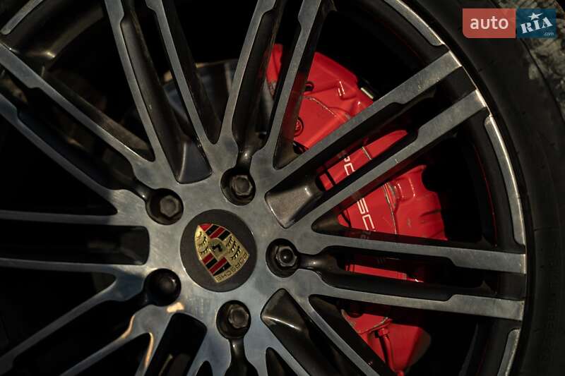 Внедорожник / Кроссовер Porsche Cayenne 2015 в Черновцах фото 15 Внедорожник / Кроссовер Porsche Cayenne 2015 в Черновцах