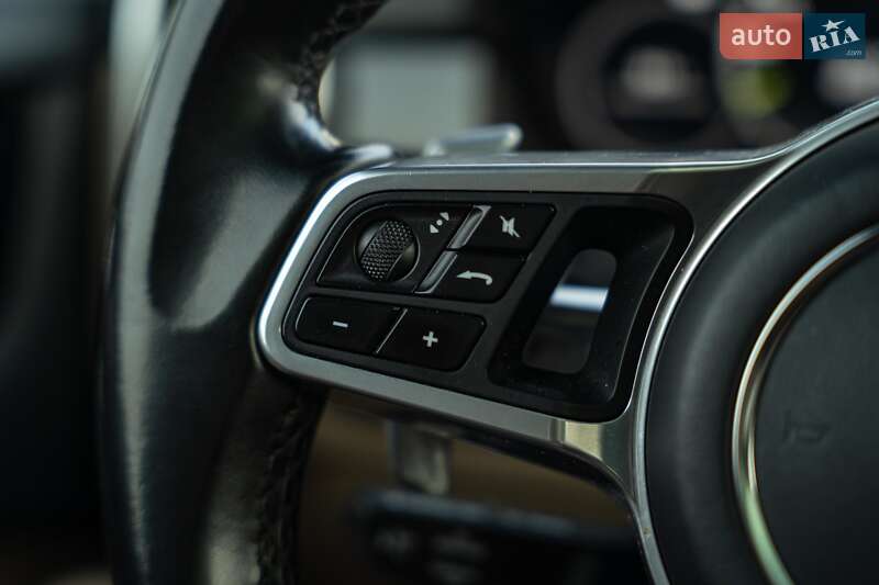 Внедорожник / Кроссовер Porsche Cayenne 2019 в Черновцах фото 41 Внедорожник / Кроссовер Porsche Cayenne 2019 в Черновцах