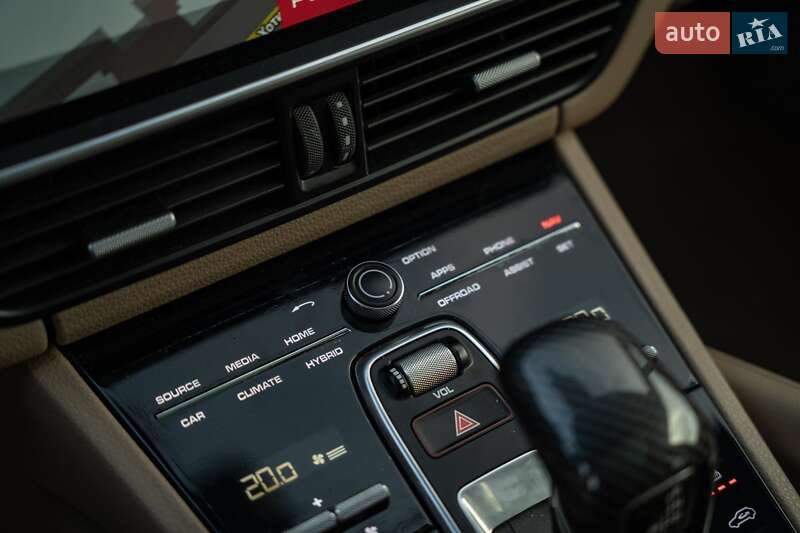 Внедорожник / Кроссовер Porsche Cayenne 2019 в Черновцах фото 50 Внедорожник / Кроссовер Porsche Cayenne 2019 в Черновцах