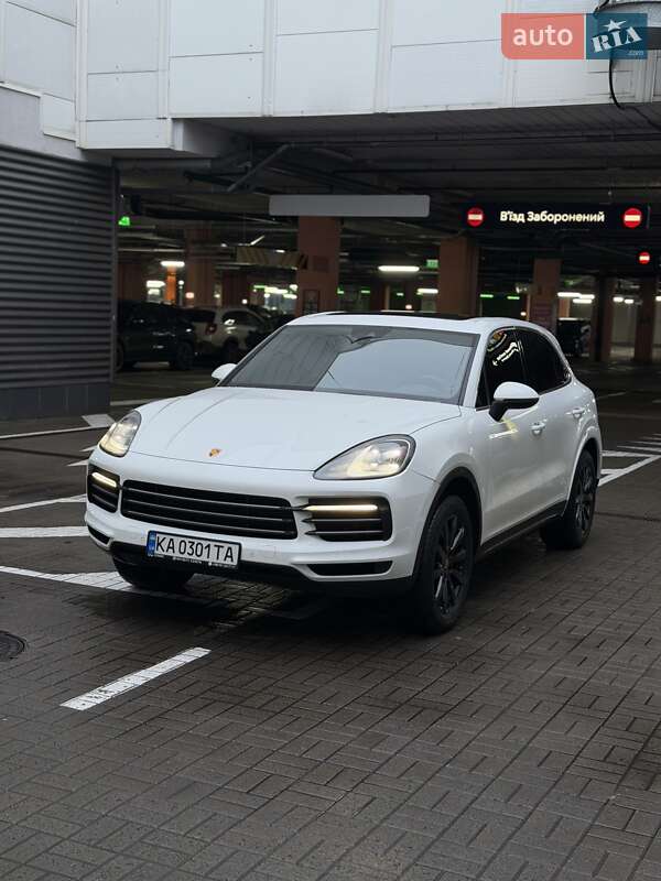Позашляховик / Кросовер Porsche Cayenne 2020 в Києві