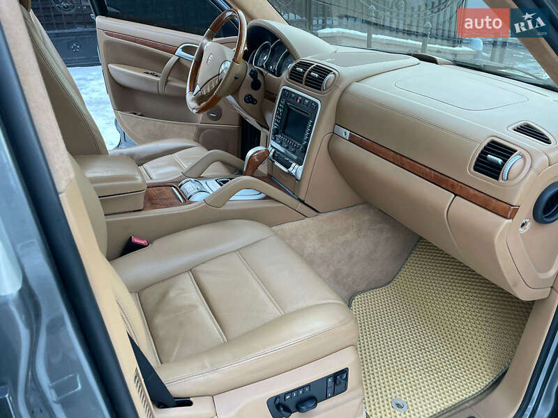 Внедорожник / Кроссовер Porsche Cayenne 2008 в Киеве