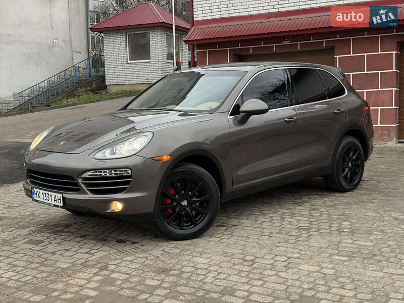 Внедорожник / Кроссовер Porsche Cayenne 2013 в Тернополе фото Внедорожник / Кроссовер Porsche Cayenne 2013 в Тернополе