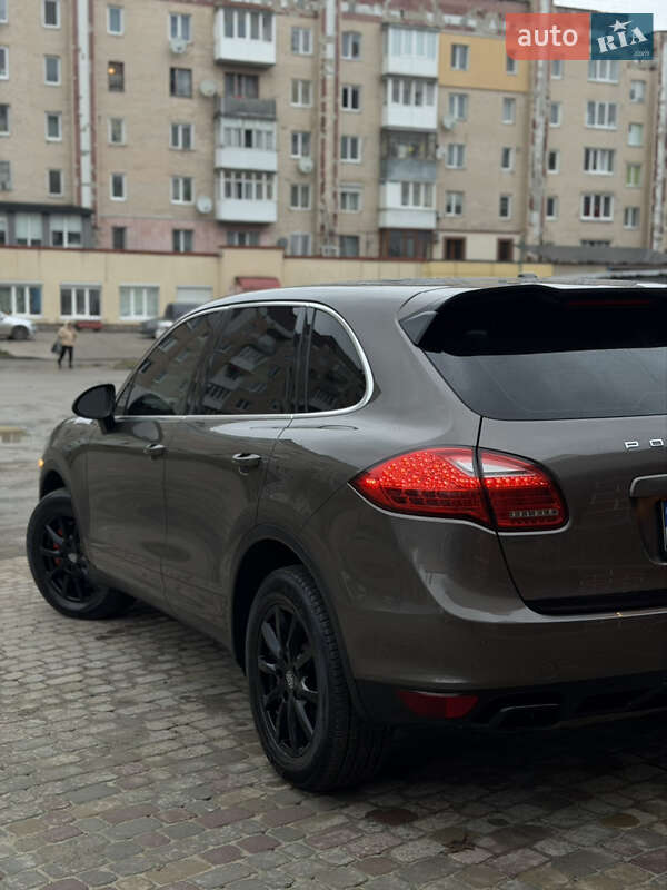 Внедорожник / Кроссовер Porsche Cayenne 2013 в Тернополе фото 24 Внедорожник / Кроссовер Porsche Cayenne 2013 в Тернополе