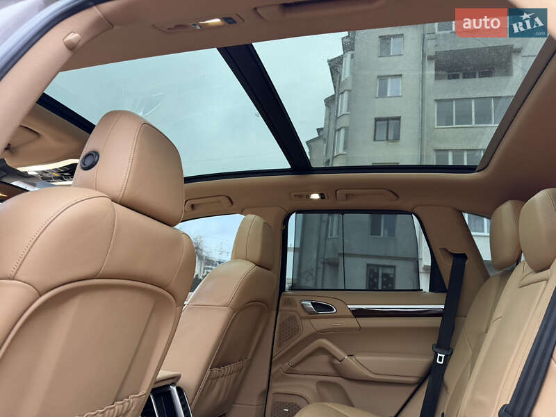 Внедорожник / Кроссовер Porsche Cayenne 2013 в Тернополе фото 42 Внедорожник / Кроссовер Porsche Cayenne 2013 в Тернополе