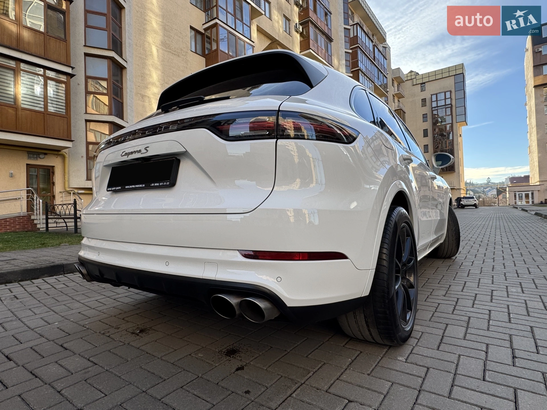 2017 Porsche Cayenne - мініатюра 9