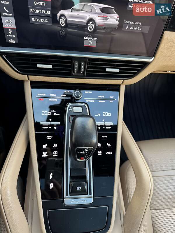 Внедорожник / Кроссовер Porsche Cayenne 2017 в Черновцах фото 41 Внедорожник / Кроссовер Porsche Cayenne 2017 в Черновцах