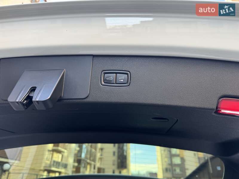 Внедорожник / Кроссовер Porsche Cayenne 2017 в Черновцах фото 22 Внедорожник / Кроссовер Porsche Cayenne 2017 в Черновцах