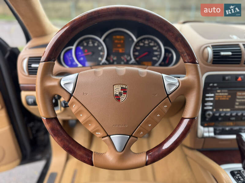 Внедорожник / Кроссовер Porsche Cayenne 2010 в Киеве фото 34 Внедорожник / Кроссовер Porsche Cayenne 2010 в Киеве