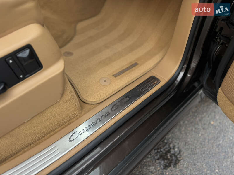 Внедорожник / Кроссовер Porsche Cayenne 2010 в Киеве фото 70 Внедорожник / Кроссовер Porsche Cayenne 2010 в Киеве