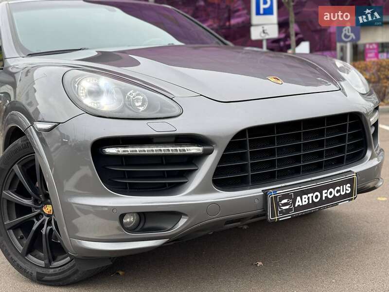 Внедорожник / Кроссовер Porsche Cayenne 2012 в Киеве фото 2 Внедорожник / Кроссовер Porsche Cayenne 2012 в Киеве