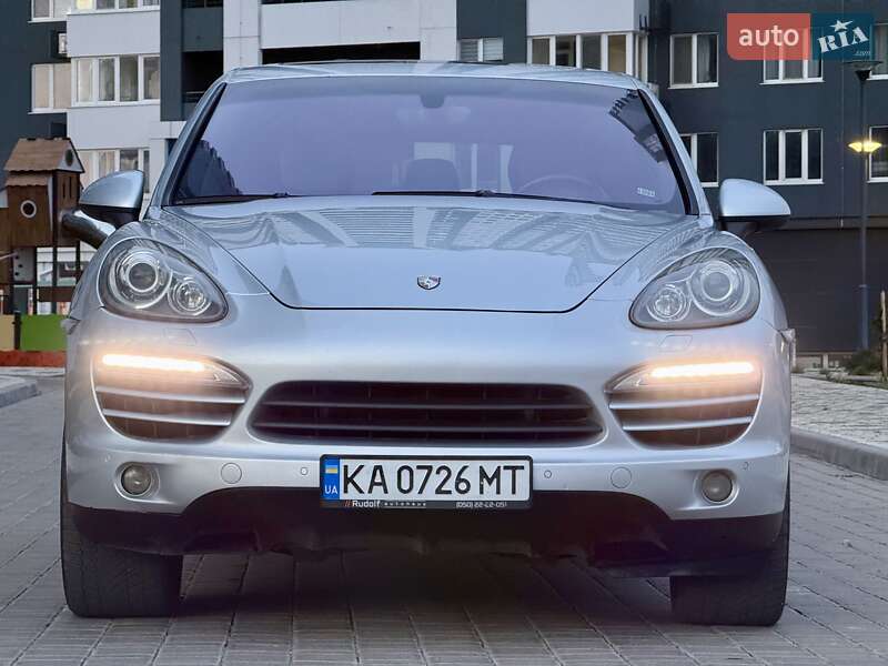 Внедорожник / Кроссовер Porsche Cayenne 2013 в Одессе