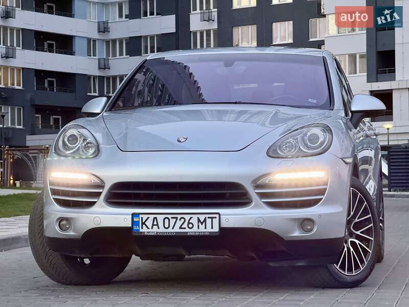 Внедорожник / Кроссовер Porsche Cayenne 2013 в Одессе