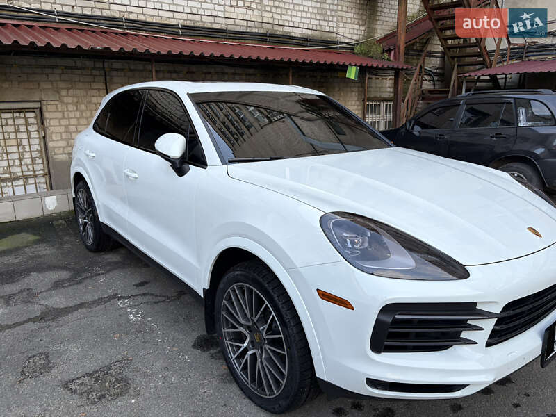 Внедорожник / Кроссовер Porsche Cayenne 2021 в Харькове
