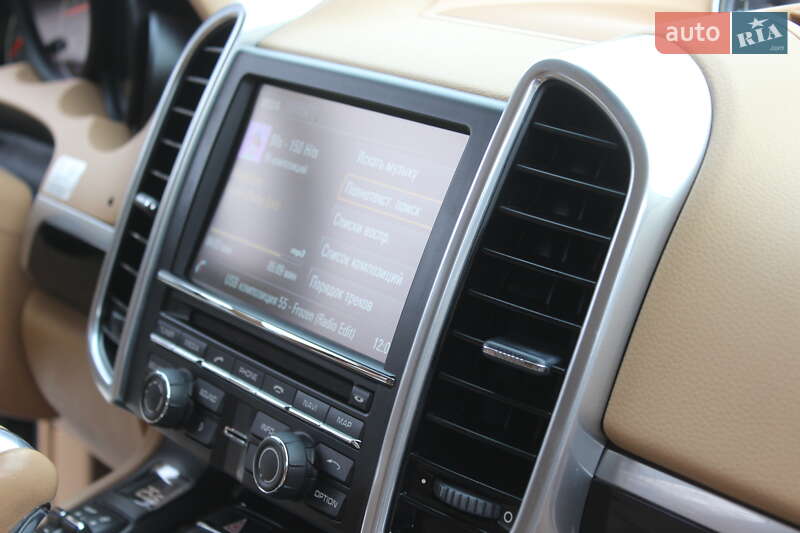 Внедорожник / Кроссовер Porsche Cayenne 2015 в Днепре фото 17 Внедорожник / Кроссовер Porsche Cayenne 2015 в Днепре