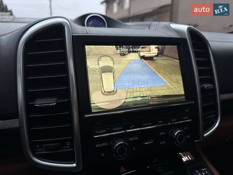 Внедорожник / Кроссовер Porsche Cayenne 2016 в Харькове