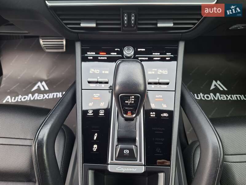Внедорожник / Кроссовер Porsche Cayenne 2017 в Одессе фото 23 Внедорожник / Кроссовер Porsche Cayenne 2017 в Одессе