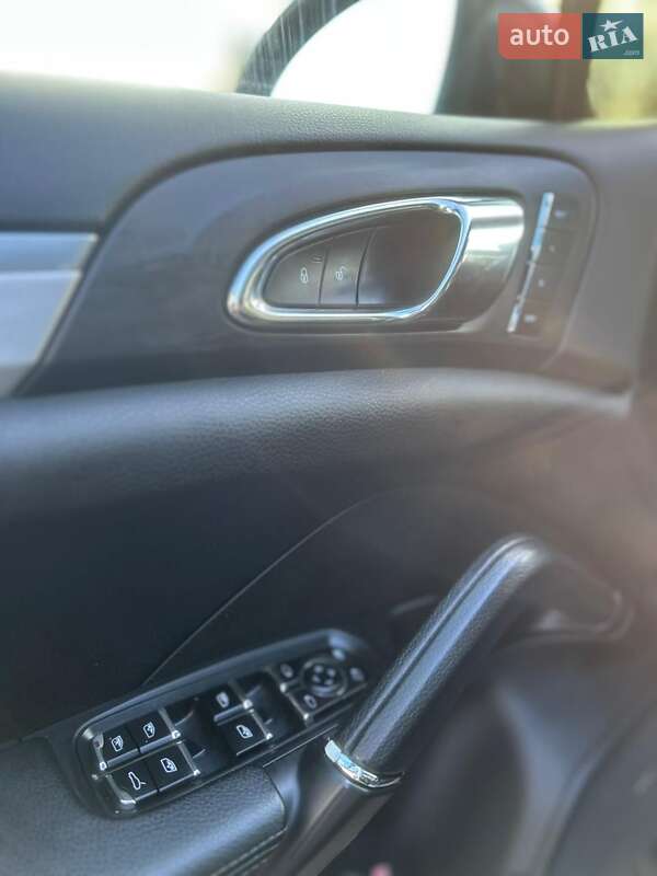 Внедорожник / Кроссовер Porsche Cayenne 2012 в Киеве фото 10 Внедорожник / Кроссовер Porsche Cayenne 2012 в Киеве