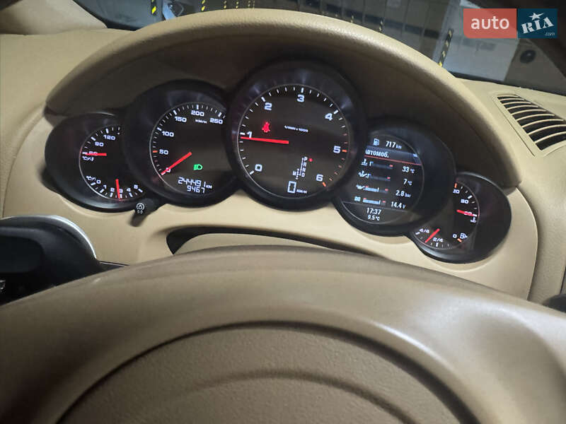 Внедорожник / Кроссовер Porsche Cayenne 2013 в Одессе