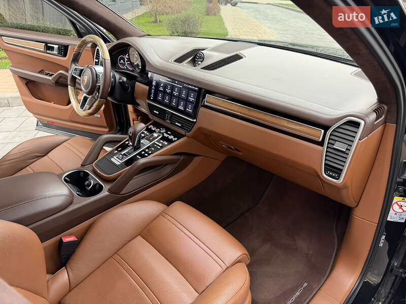 Внедорожник / Кроссовер Porsche Cayenne 2018 в Киеве фото 33 Внедорожник / Кроссовер Porsche Cayenne 2018 в Киеве