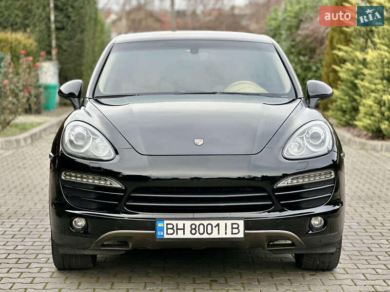 Внедорожник / Кроссовер Porsche Cayenne 2013 в Одессе