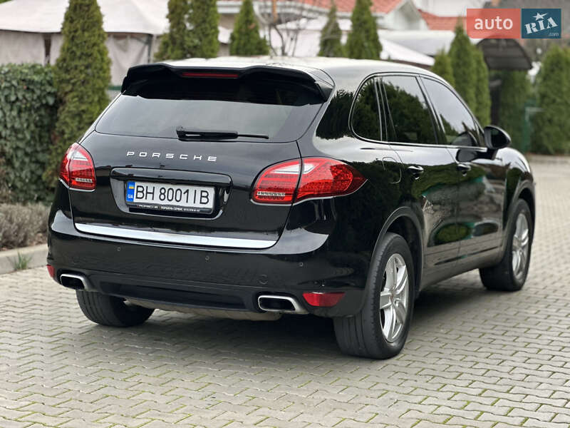 Внедорожник / Кроссовер Porsche Cayenne 2013 в Одессе