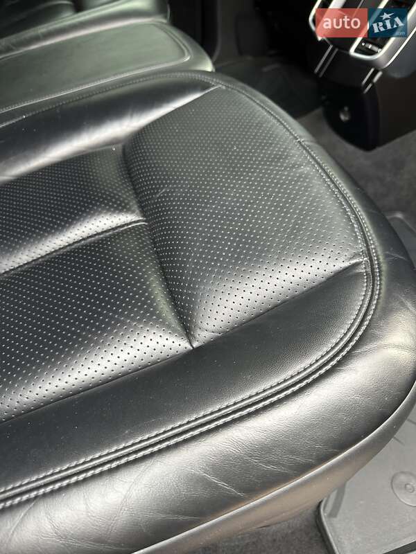 Внедорожник / Кроссовер Porsche Cayenne 2017 в Стрые фото 18 Внедорожник / Кроссовер Porsche Cayenne 2017 в Стрые