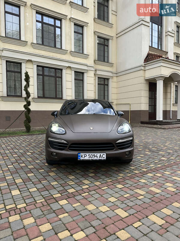 Внедорожник / Кроссовер Porsche Cayenne 2010 в Одессе