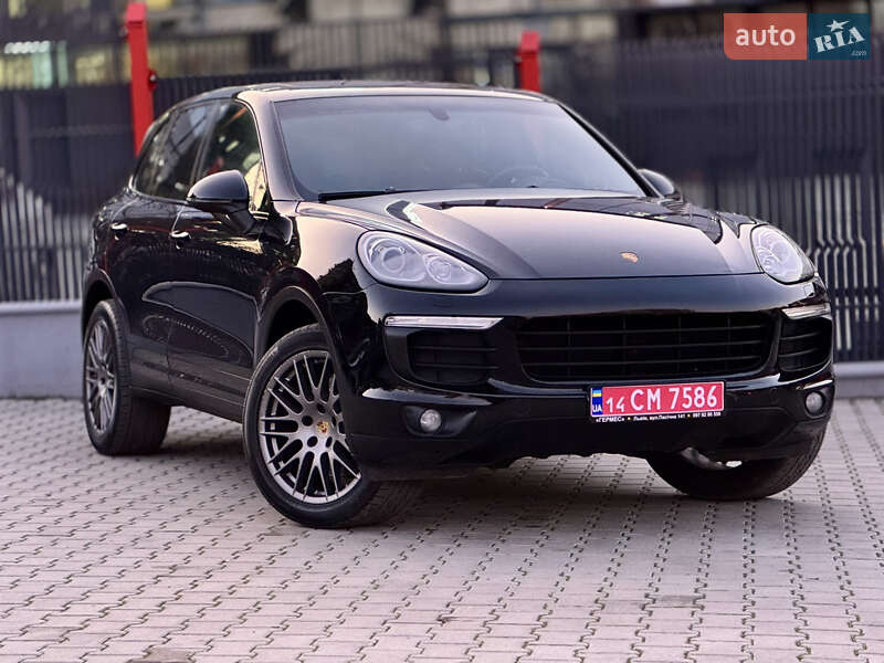 Внедорожник / Кроссовер Porsche Cayenne 2017 в Львове