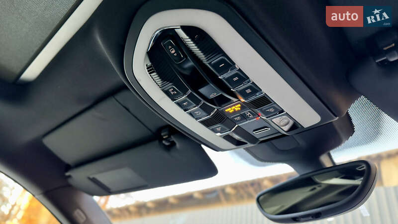 Внедорожник / Кроссовер Porsche Cayenne 2017 в Львове