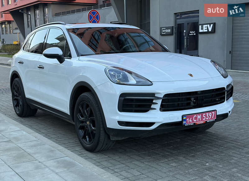 Внедорожник / Кроссовер Porsche Cayenne 2019 в Львове