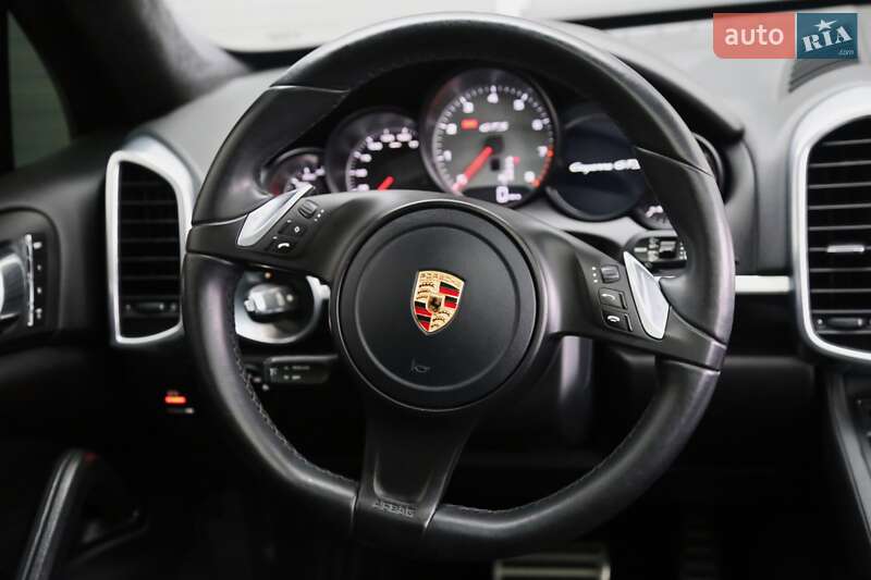 Внедорожник / Кроссовер Porsche Cayenne 2013 в Киеве