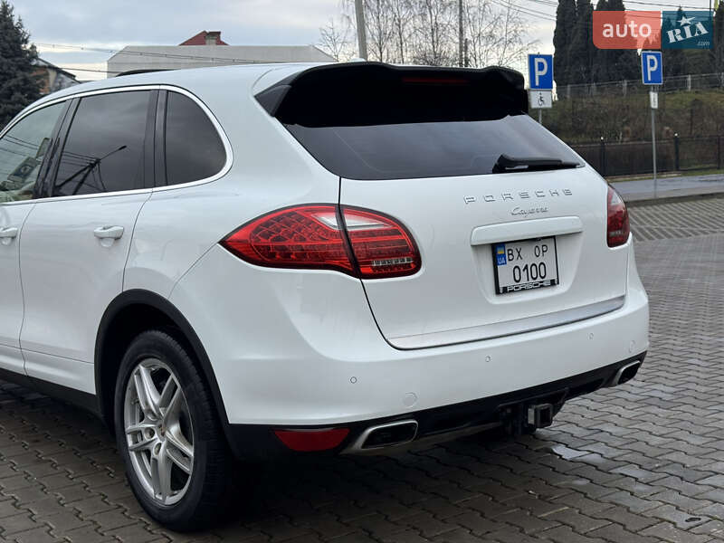 Внедорожник / Кроссовер Porsche Cayenne 2013 в Ивано-Франковске