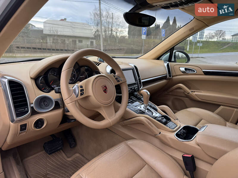 Внедорожник / Кроссовер Porsche Cayenne 2013 в Ивано-Франковске